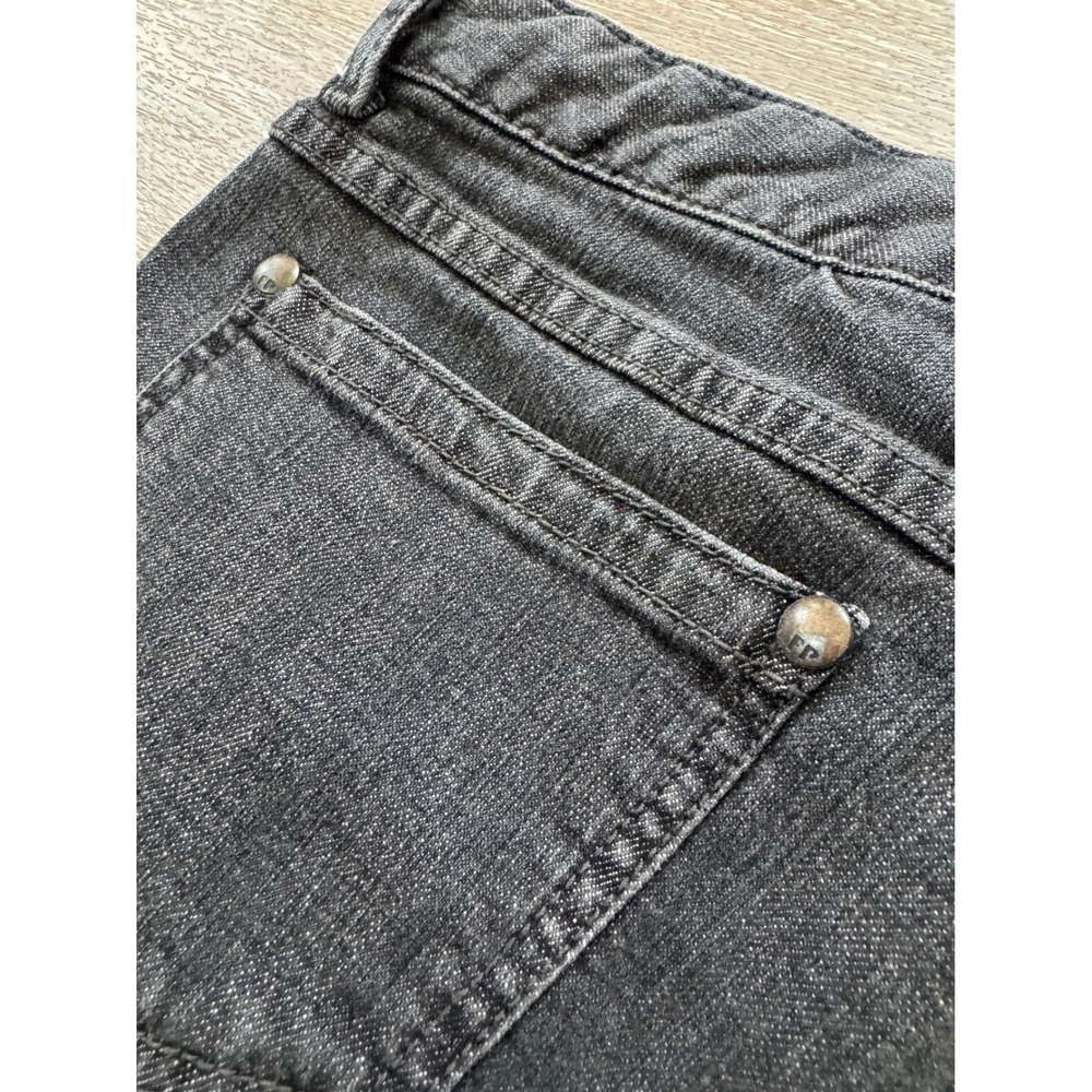 Free People Black Cuffed Denim Shorts W29 Low Rise Faded Wash - Picture 9 of 10
